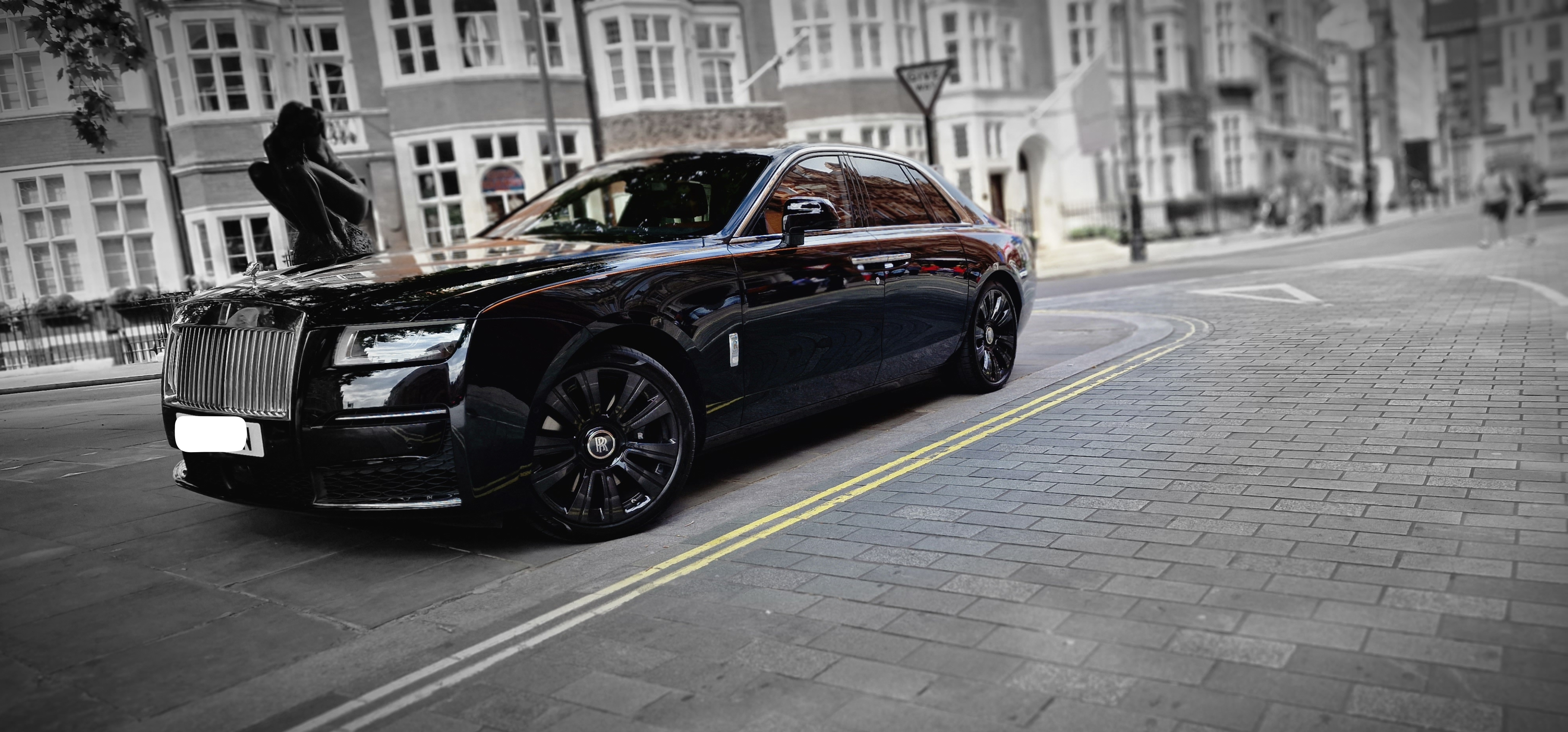 Luxury wedding car hire — TIA Luxury Cars event transportation